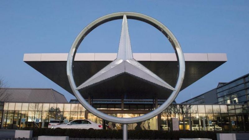 Allemagne: deux hommes tués par balle dans une usine Mercedes