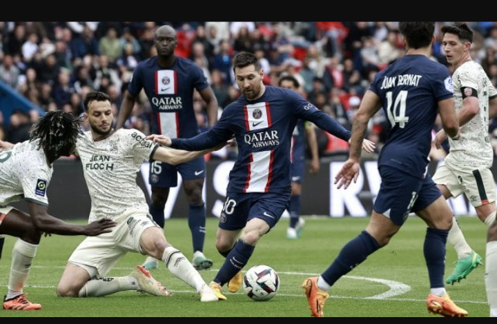 Messi sifflé, l'Argentine cartonne le PSG et ses supporters