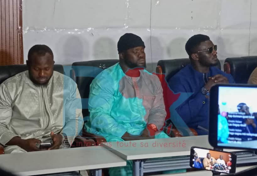 Critiqués après avoir été reçus par Macky, les lutteurs haussent le ton: « personne ne peut nous acheter »