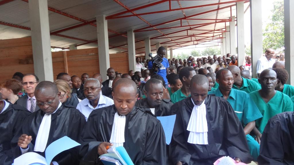 Le procès en appel des militants du parti d'opposition burundaise MSD (photo ici du lundi 27 octobre 2014) se tient dans la prison de Bujumbura. Esdras Ndikumana