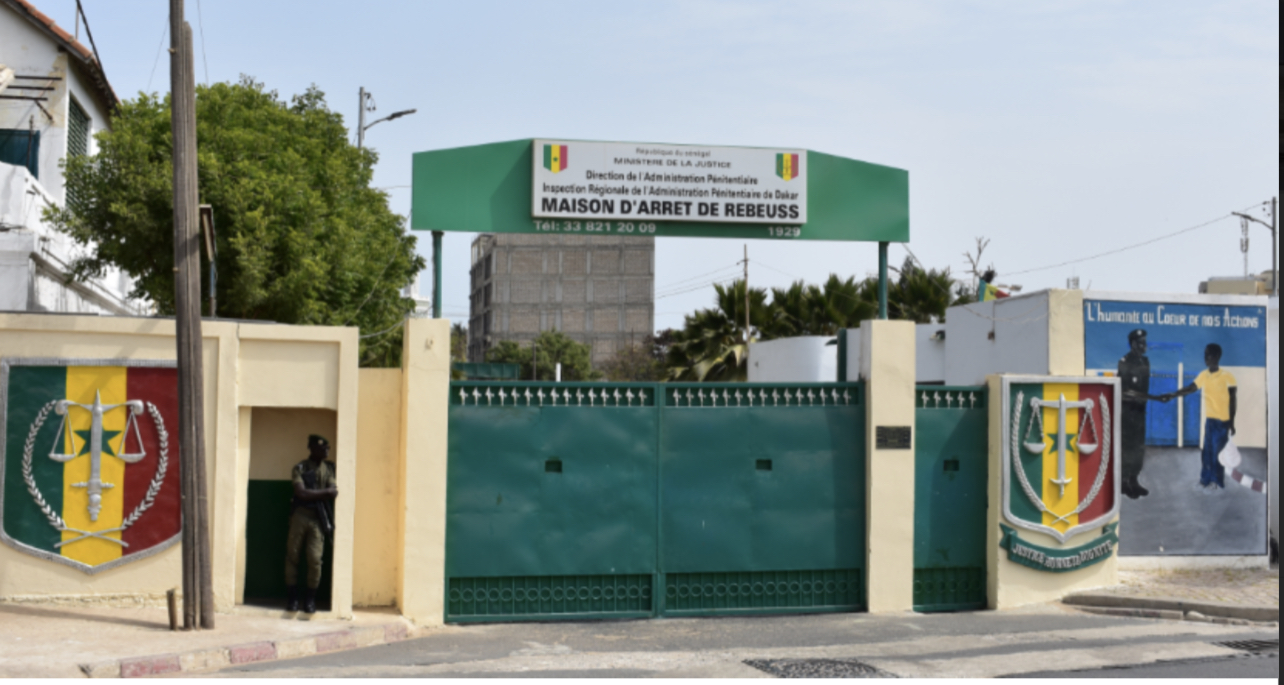 Prison de Rebeuss : 250 détenus de la chambre 9 sans eau depuis 4 jours (FRAPP)