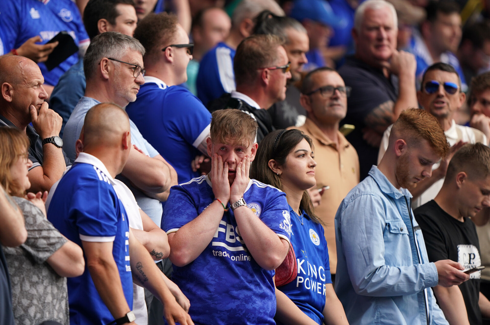 Leicester et Leeds relégués, Everton sauvé, Aston Villa en Ligue Europa Conférence