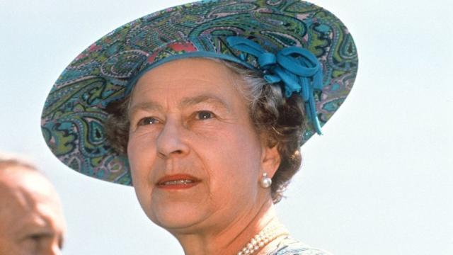 Le FBI révèle un complot des années 1980 visant à tuer la reine Élisabeth II