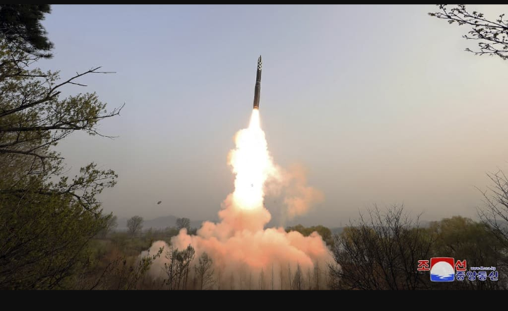 États-Unis, Japon et Corée du Sud partageront des informations sur des tirs de missiles nord-coréens