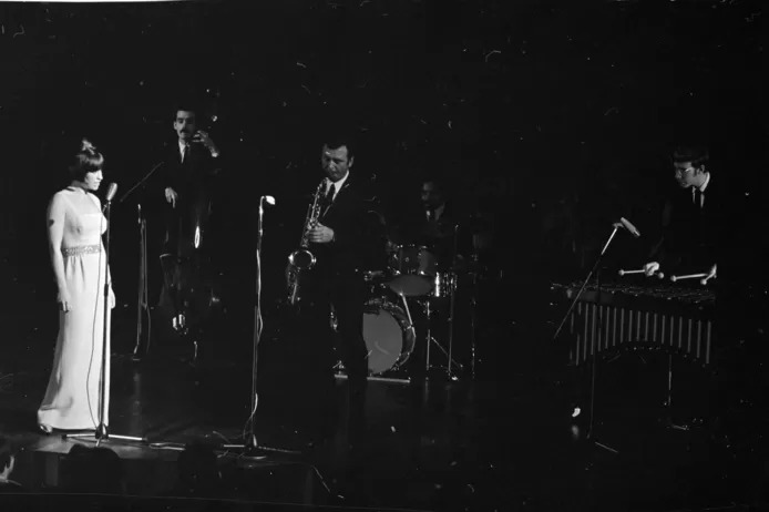 La chanteuse brésilienne Astrud Gilberto, connue pour “The Girl From Ipanema”, est décédée à 83 ans