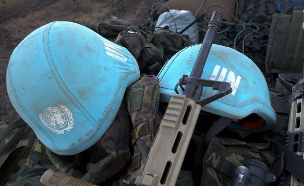 Mali: un casque bleu tué et quatre gravement blessés près de la ville de Ber, au nord du pays (Minusma)