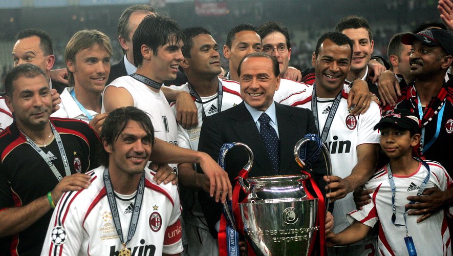 L'AC Milan « pleure la disparition de l'inoubliable Silvio Berlusconi »