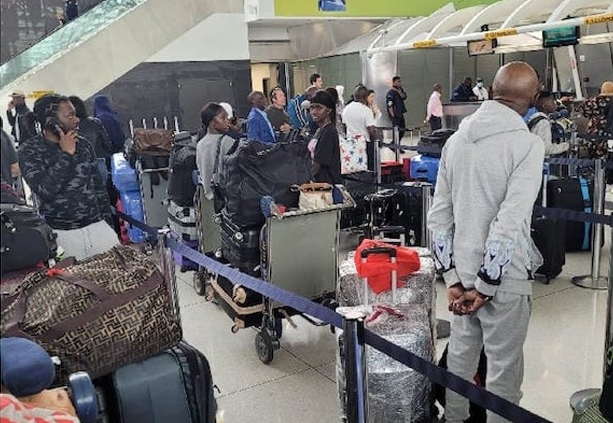 New York : plus de 300 passagers d'Air Sénégal bloqués à l'aéroport Jonh F. Kennedy