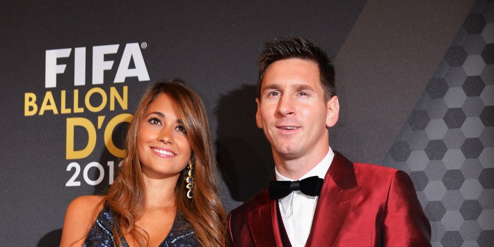 BALLON D’OR 2014: LIONEL MESSI DÉJÀ MOQUÉ POUR SON COSTUME