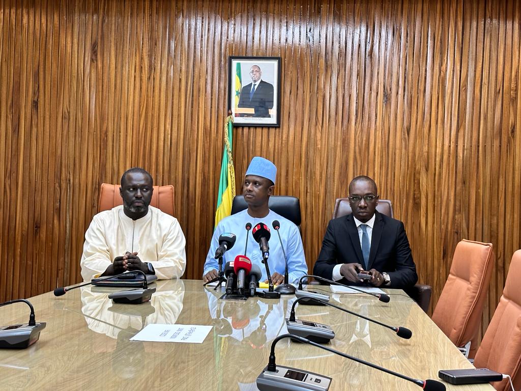 Farce occulte ! La chronique de KACCOR sur la version des autorités après les manifestations