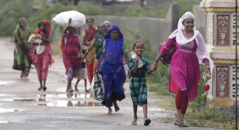 À l'approche du cyclone Biparjoy, plus de 100 000 personnes évacuées en Inde et au Pakistan