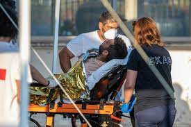 Naufrage meurtrier en Grèce: neuf passeurs présumés face à la justice