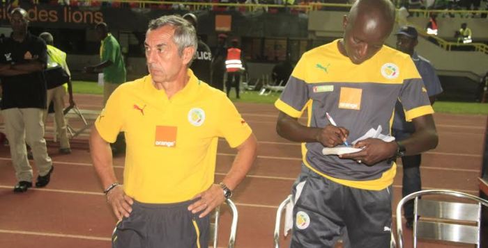 #CAN2015 - Alain Giresse peste: "Le voyage pour rallier Mongomo est totalement inadmissible"