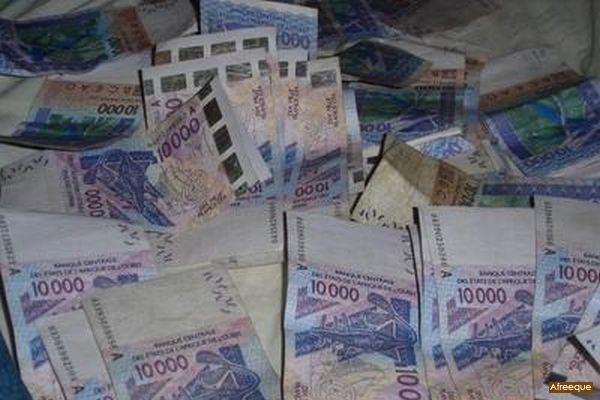 ​Baisse de l'EURO : 'Mom sarew' lance l'alerte sur une « dévaluation déguisée du FCFA »