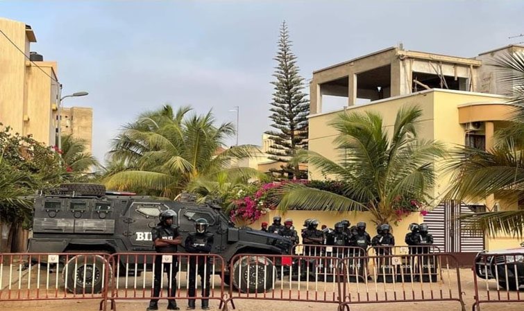 Blocus de la Cité Keur Gorgui: Habib Sy annonce, avec des voisins, une plainte contre l’Etat du Sénégal