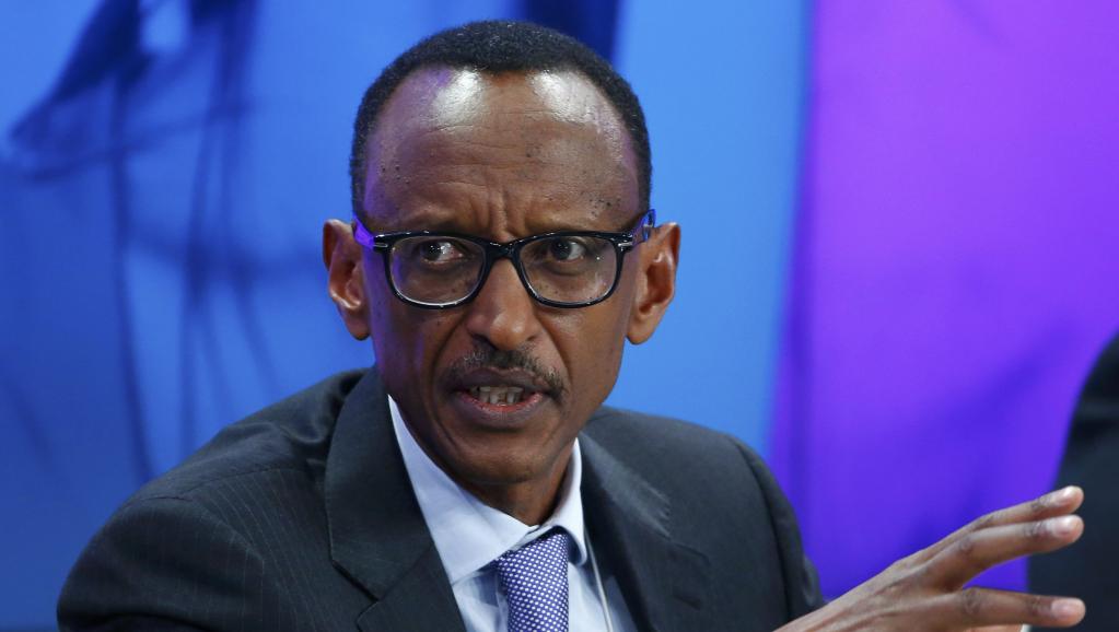 Le président rwandais Paul Kagame a mis en garde les dirigeants contre les détournements de fonds. REUTERS/Ruben Sprich