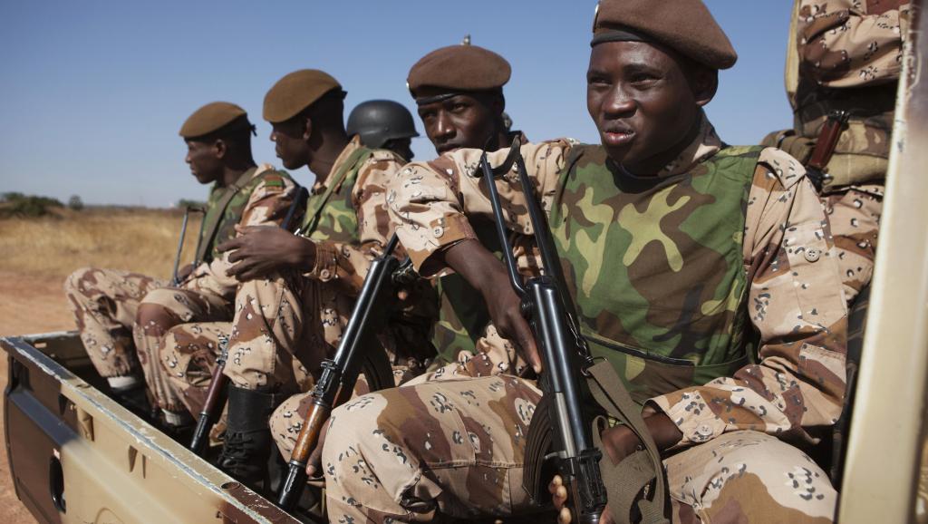 Soldats maliens à Bamako en septembre 2013. REUTERS/Joe Penney
