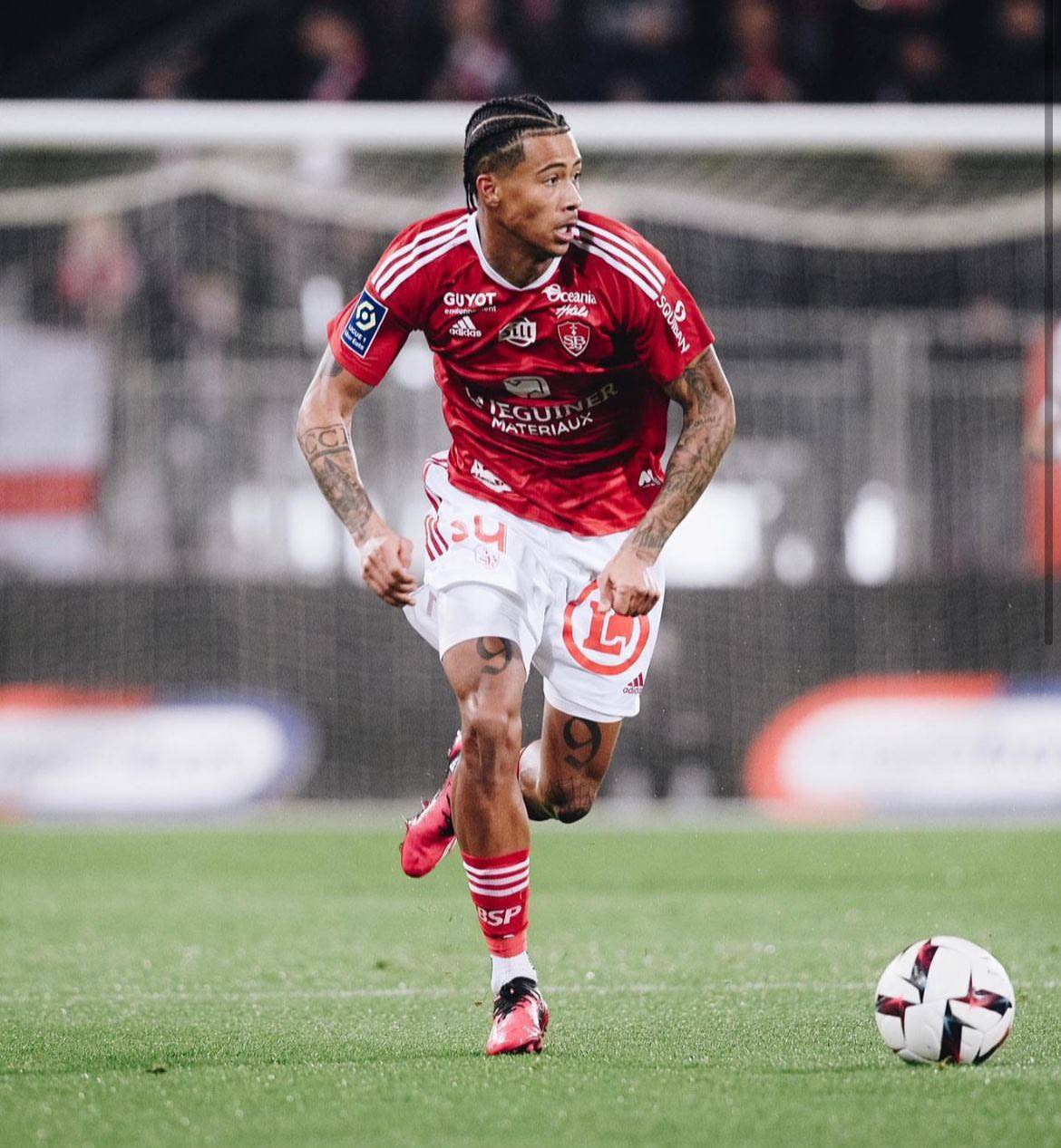 Stade Brestois : pour des raisons médicales, la FFF retire à Noah Fadiga sa licence de footballeur