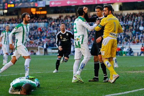 Real Madrid: Deux matches de suspension pour Ronaldo