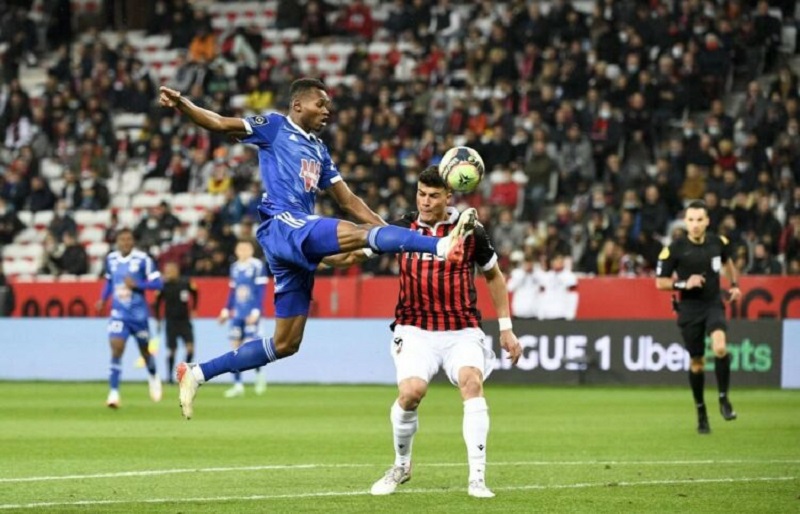 Mercato : West Ham aurait formulé une offre de 15 milliards FCFA pour recruter Habib Diallo