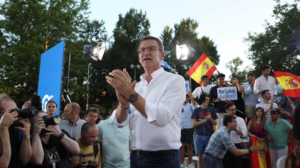 Législatives en Espagne: une fin de campagne tendue entre Pedro Sanchez et Alberto Nunez Feijoo