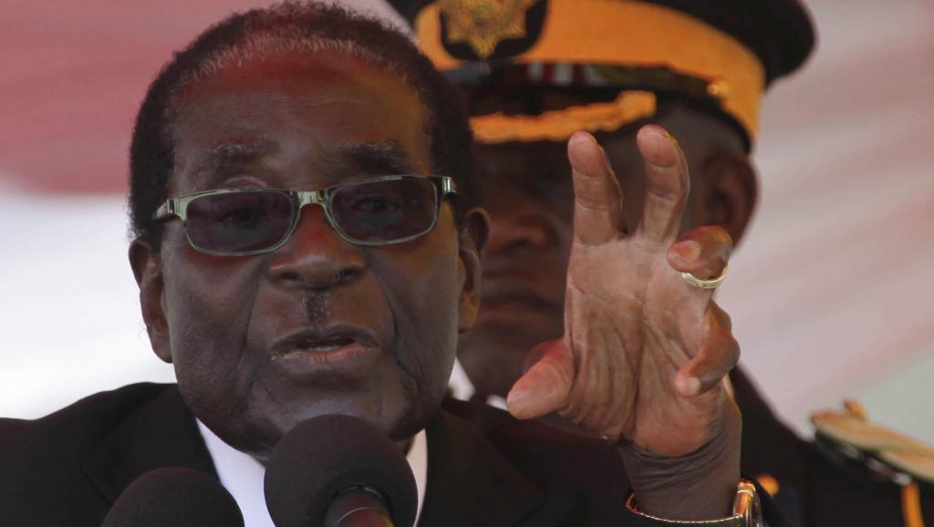 Robert Mugabe, l'inoxydable dictateur zimbabwéen. REUTERS/Philimon Bulawayo
