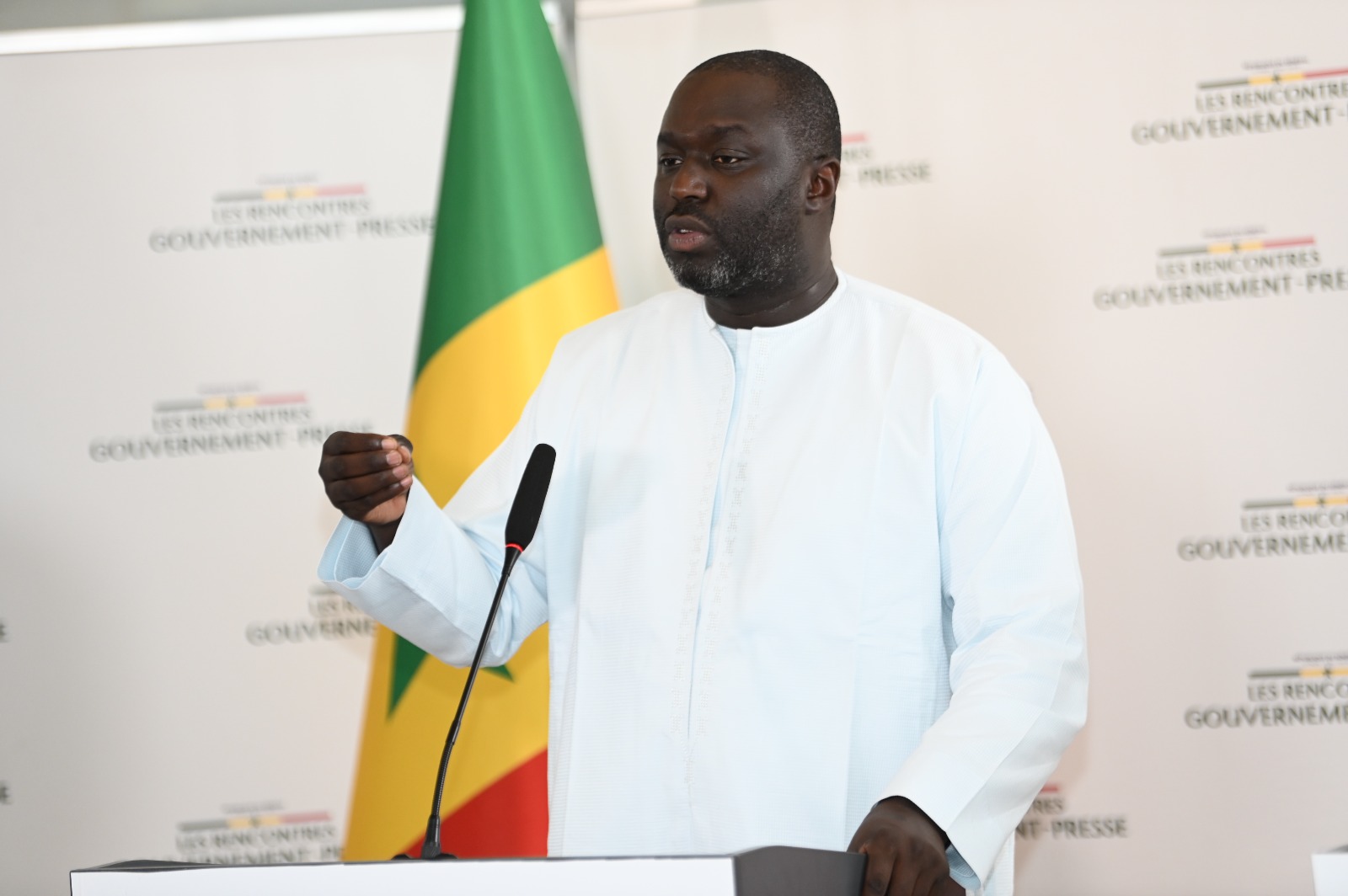 Migration irrégulière: le gouvernement sénégalais annonce le rapatriement de 478 Sénégalais dont 50 dans un "état de santé préoccupant"