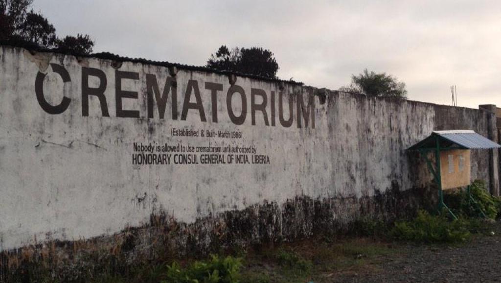 Ebola: colère et abandon au crématorium de Monrovia