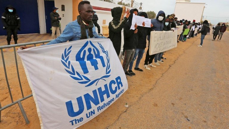 Dans le sud tunisien, la galère des migrants soudanais contraints à vivre dans la rue