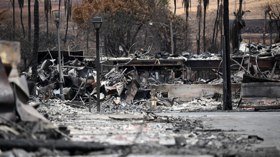 Après les incendies à Hawaï, plus de 1 000 personnes portées disparues