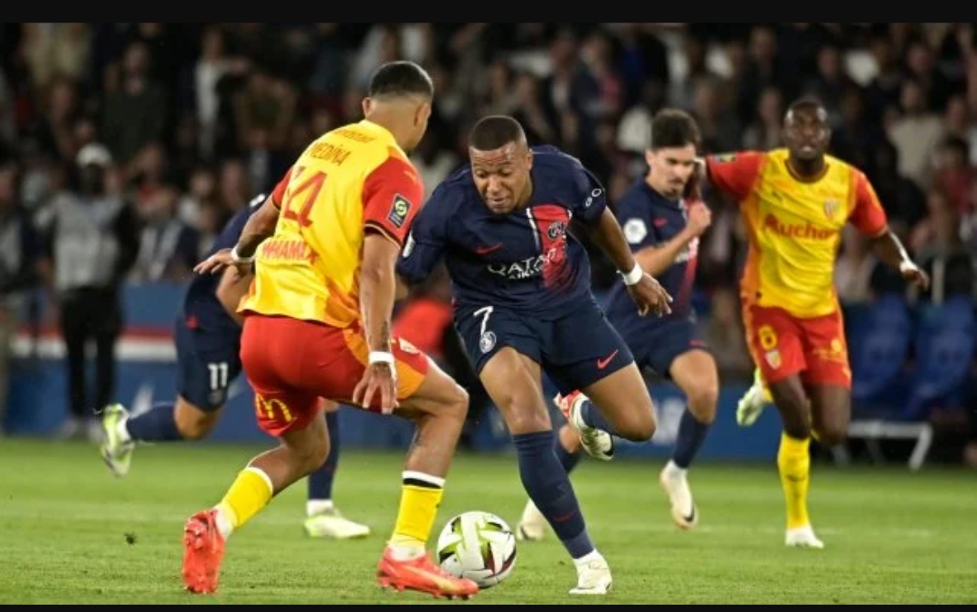 Ligue 1 : le PSG s’impose contre RC Lens et s’offre sa première victoire