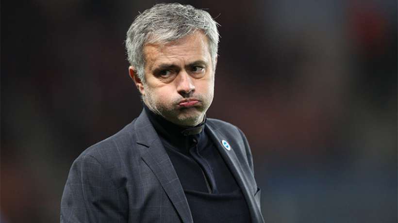 Chelsea : Mourinho évoque son futur contrat et fracasse ses pseudo-supporters !