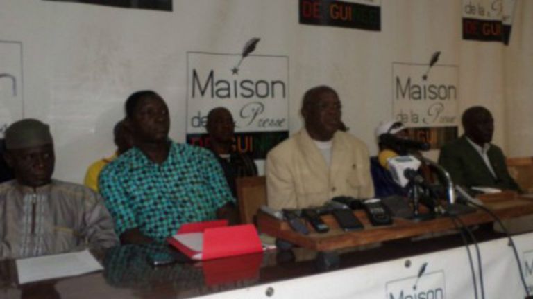 Les représentants du SNMRVG, le Syndicat National des Militaires Retraités et Veuves de Guinée, à Coleah, lundi 23 février