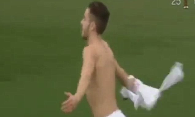 Un jeune du Real Madrid marque de son camp !