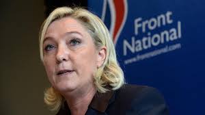 Elections départementales: Le FN arriverait largement en tête, selon un sondage