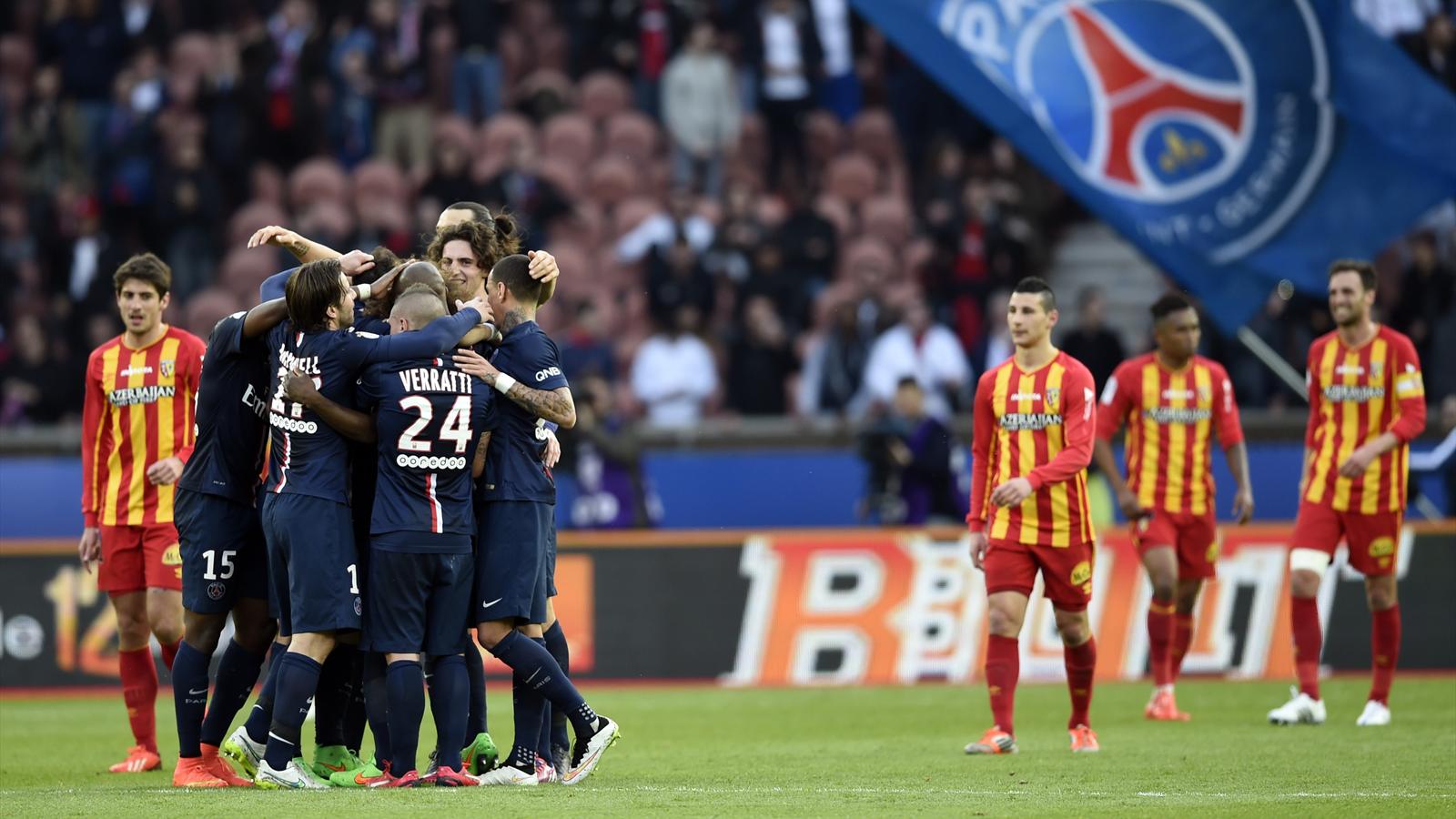 Ligue  1, 28e journée : Le PSG bat Lens (4-1) et prend provisoirement la tête