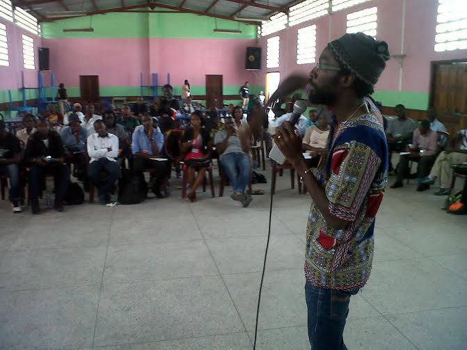 "C'est un coup monté", Thiat de "Y'en a marre"