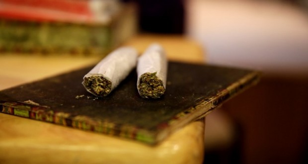 Un gendarme de la Caserne Samba Diéry Diallo surpris en train de fumer du chanvre