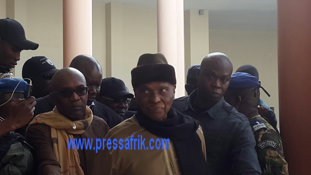 Direct Verdict Karim: wade vient d'arriver au Tribunal