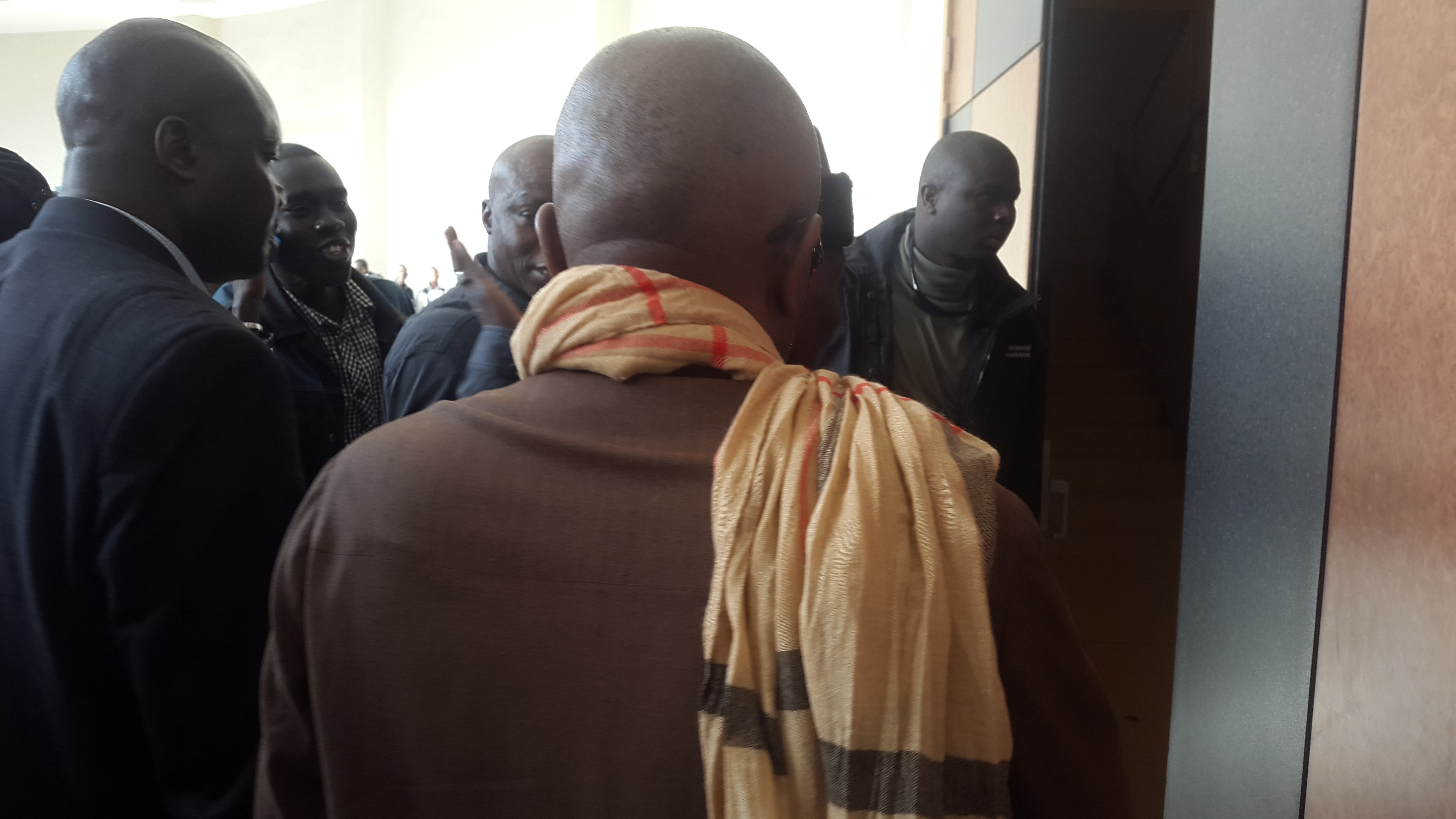  CREI-Verdict contre Karim Wade: Une audience aux allures de meeting