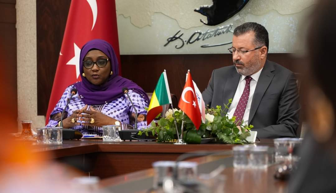 Türkiye : Dr Annette Seck en mission pour mieux prendre en charge les préoccupations des Sénégalais