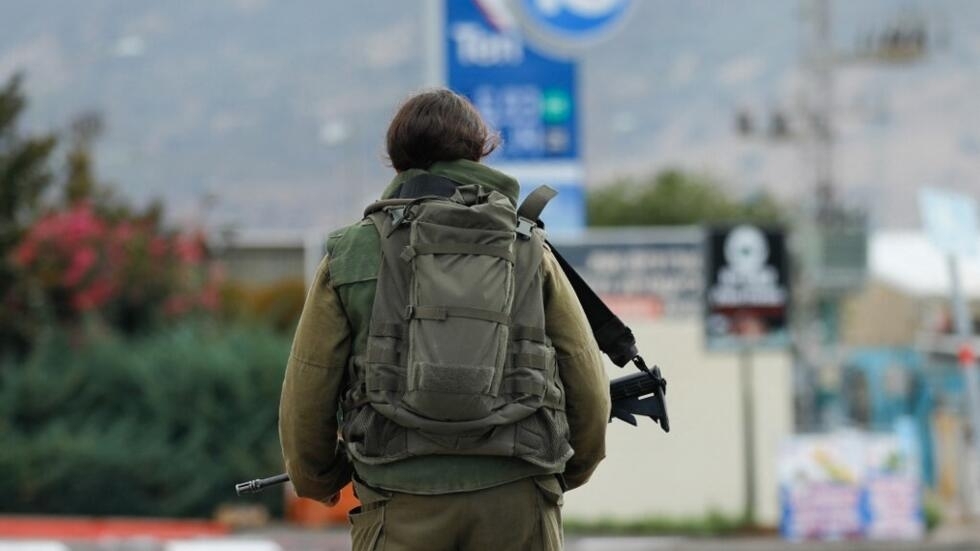 Après l'attaque du Hamas, la course à l'armement en Israël et des attaques de colons en Cisjordanie