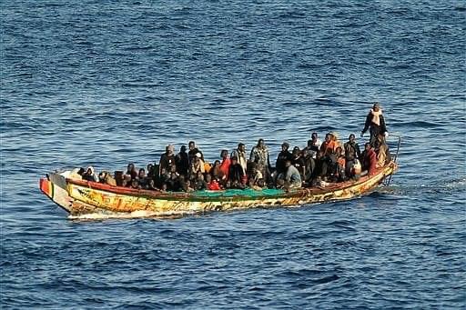 Naufrage pirogue migrants à Gandiol: quatre corps de jeunes filles retrouvés 