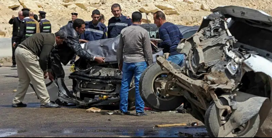 Égypte: 35 morts dans un accident entre un bus et plusieurs voitures
