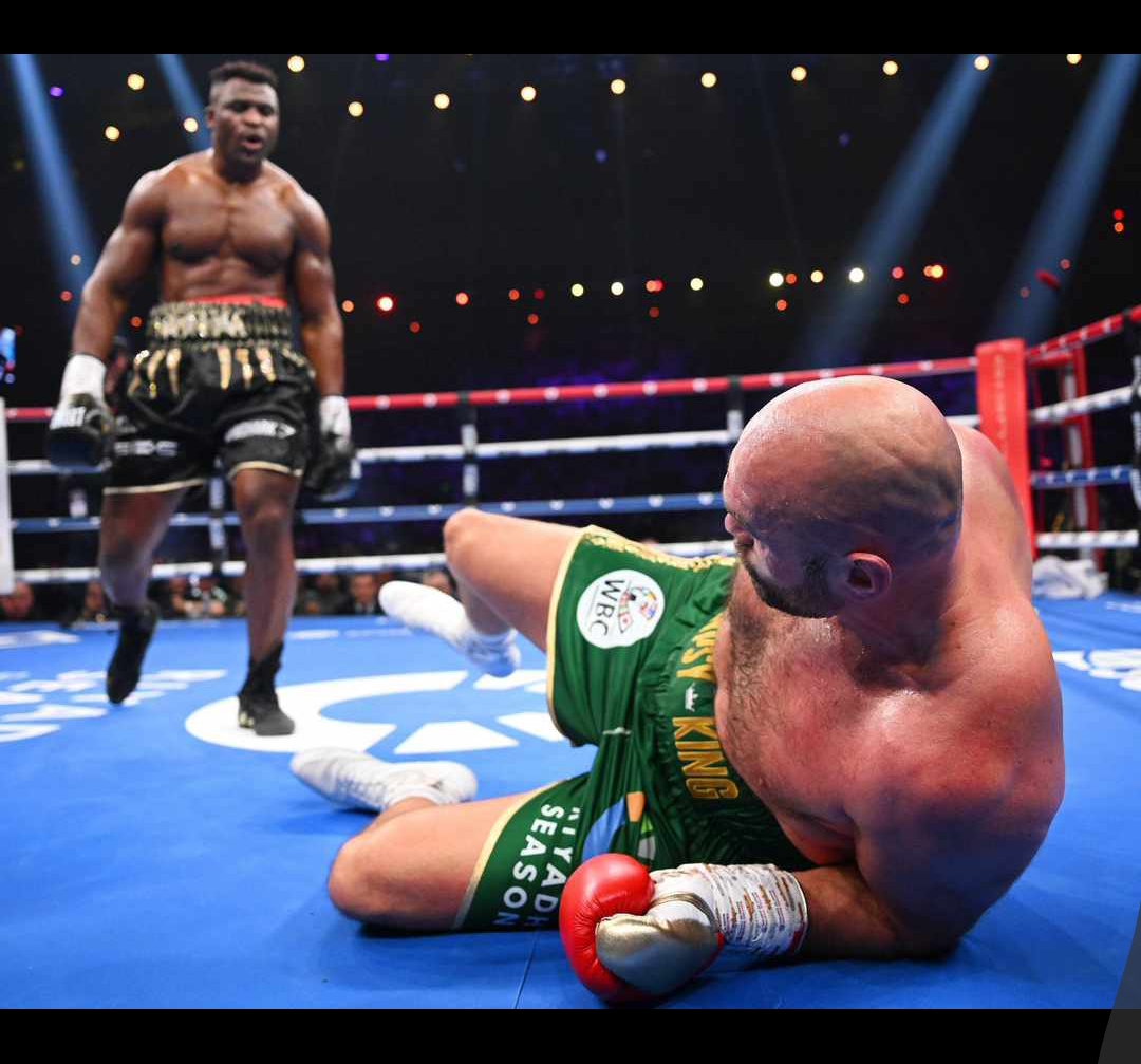 Francis Ngannou, battu aux points mais vainqueur moral face à Tyson Fury