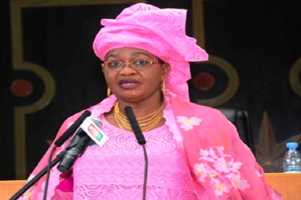 Présidentielle 2017: Aida Mbodji dans le clair obscur 