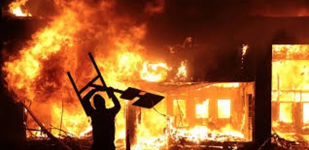 Incendie au marché "Saubantè" de Kaolack: plusieurs cantines ravagées par les flammes 