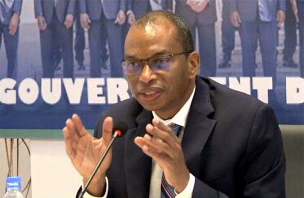 Réouverture de l’Ucad : « les autorités universitaires travaillent pour une reprise rapide des cours », selon Moussa Baldé
