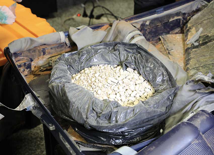 AIBD: une mule sud-africaine arrêtée avec 100 boules de cocaïne dans le ventre