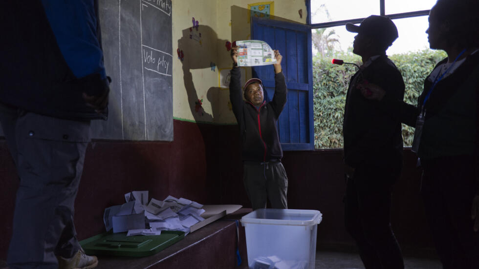 Madagascar: une mission d'observation de la société civile reproche des irrégularités lors de la présidentielle